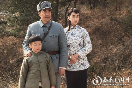 实力派演员程琤,曾在《零炮楼》,《飞哥大英雄》,《养父的花样年华》