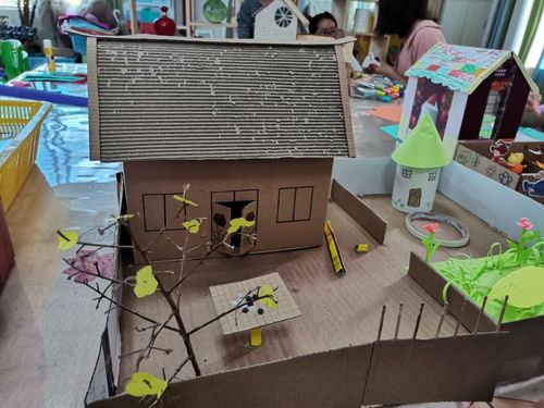 "大手牵小手,小家爱大家"——临泽幼儿园举行"我爱我家"亲子手工制作