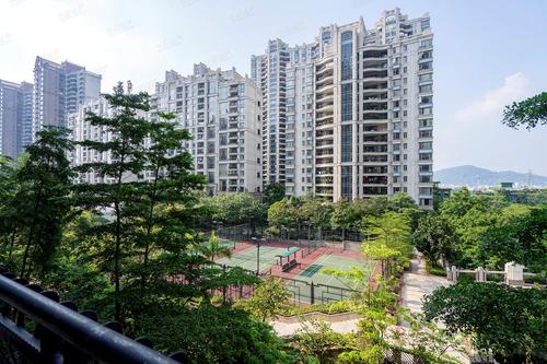 汇景新城上城勋堡 豪华装修大四房 小区景观优美 拎包入住