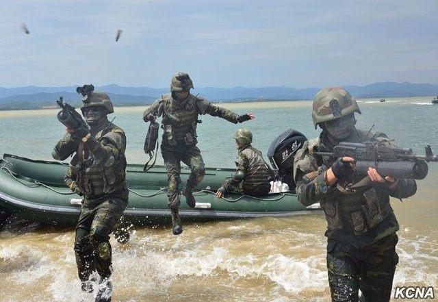炮兵炸完步兵冲 朝鲜特种部队联合演习竟演出二战范