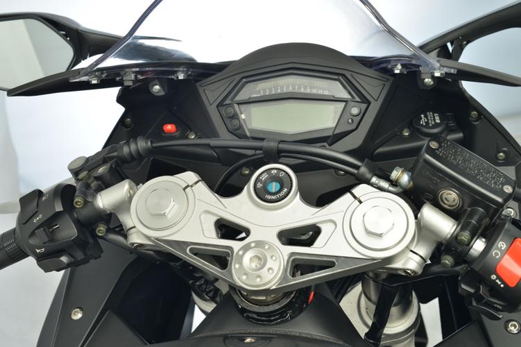 ycrmotory2
