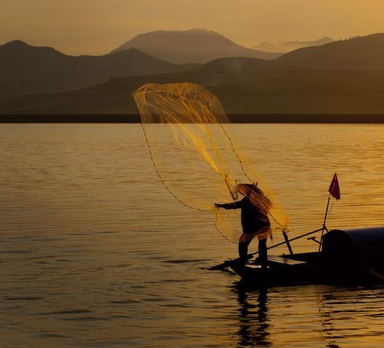 8月29日-蛟河新农湖畔草原,富江花海赏花,观看渔民精彩撒网捕鱼,吃