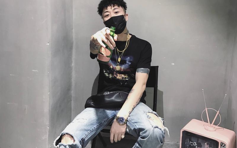 红花会丁飞飞总微博小故事帅哦