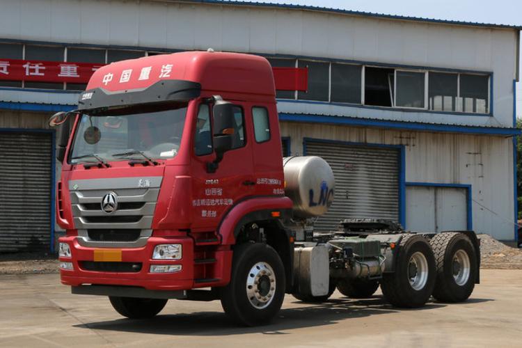 中国重汽 豪瀚j7g重卡 430马力 6x4 国五lng牵引车(zz4255v3846e1lx)
