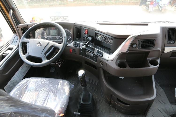 东风柳汽乘龙h7重卡500马力6x4国五牵引车lz4253h7db