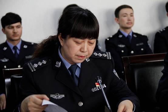 学院举行教职工光荣退休暨新警入职仪式-新疆警察学院