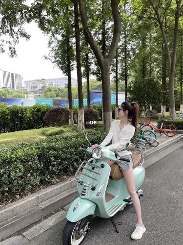 vespa薄荷绿限量新配色98_薄荷绿_夏天去哪玩_vespa