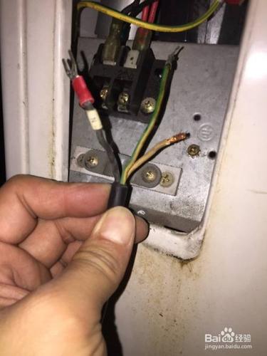 美的空调外机线怎么接