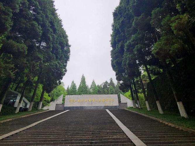 井冈山革命烈士陵园 申小提/摄