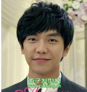 圆脸男生头像图片