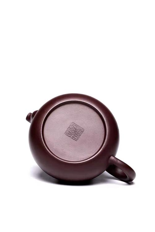 陈富强紫砂壶作品|紫茄泥金牛壶400cc纯手工正品行情