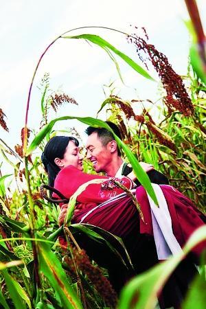 《红高粱》杀青 周迅演九儿要与巩俐试比高