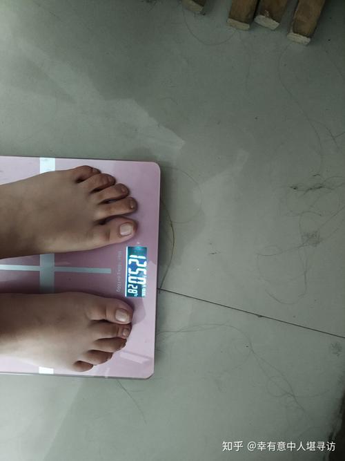 22 早起称的体重,昨天是125.