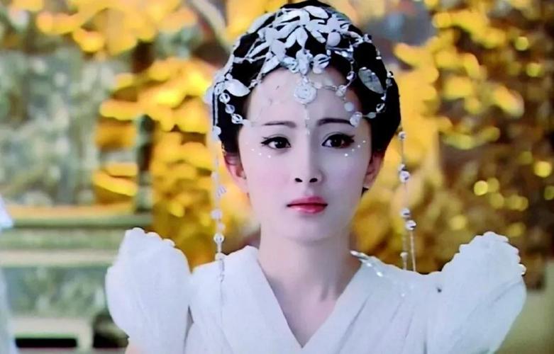 杨幂古装合集,是谁说她方脸不美的?