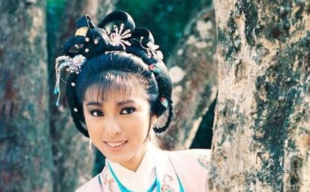 1982 黄淑仪香港邵氏电影《神雕侠侣》:1983翁美玲,《射雕英雄传》饰