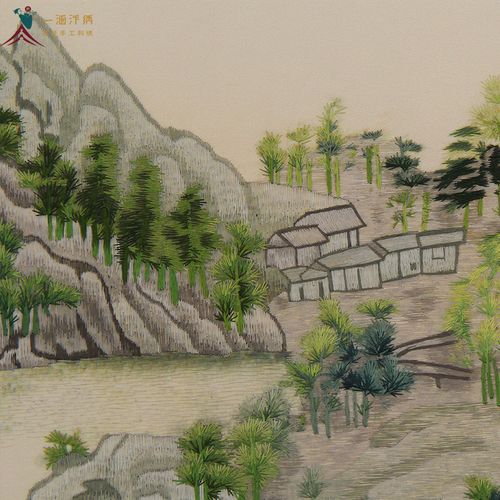 中式客厅挂画:刺绣富春山居图 诗意美好
