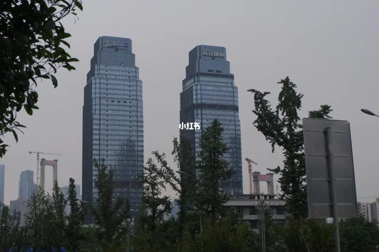 各种机位的长江国际_重庆攻略_长江国际18楼_景点_出行_人文风光展示