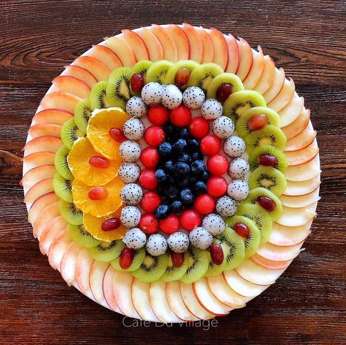 最简单美丽的果盘摆法,试试看,你一定会惊艳到自己.