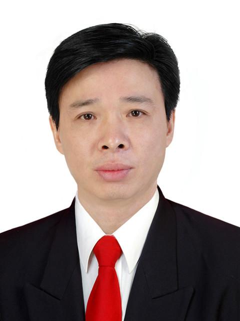 现任秀山自治县人大常委会副主任,县卫生局副局长,人民医院院长. /p>