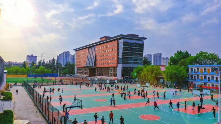海量图片带你云游西安建筑科技大学华清学院,走起!