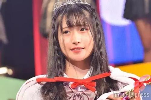 获得亚军的贝贺琴莉 来自茨城 今年15岁 身高162cm