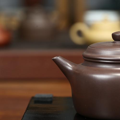 进店购买追远堂紫砂茶器