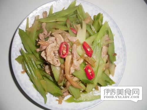 芹菜榨菜炒肉丝