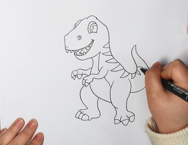 霸王龙的眼睛,红色涂嘴巴和身上的花纹,黄色涂肚皮,颜色鲜明一点会