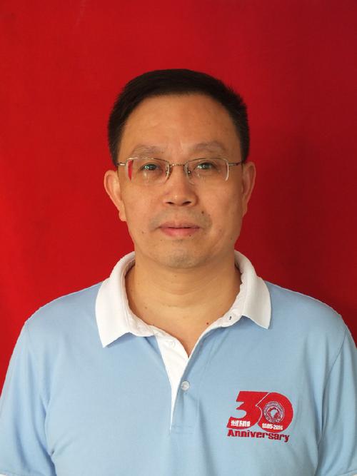 江西省樟树市樟树中学_教师风采_谌建林