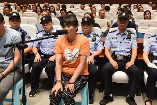 女毒枭被控涉毒品近3公斤!