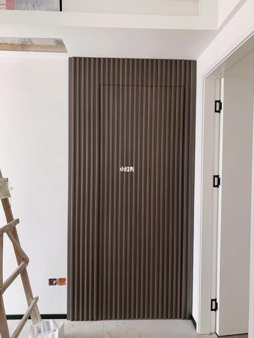 装修日记|等了75天的格栅隐形门很值得_装修_日记_门锁_玻璃门_实木