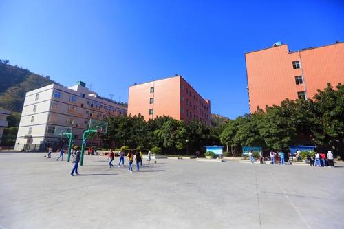 西苑校区-欢迎访问攀枝花学院!