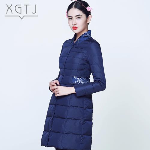 雪国天娇2017新款冬季时尚中国风修身显瘦印花拼接羽绒服女中长款