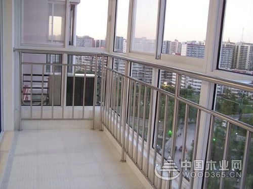 阳台防护栏选购方法