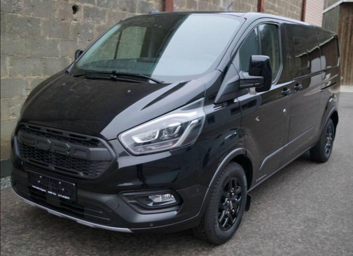 全顺mpv变身"黑武士",2.0t柴油引擎 四驱,炫酷外观真霸气