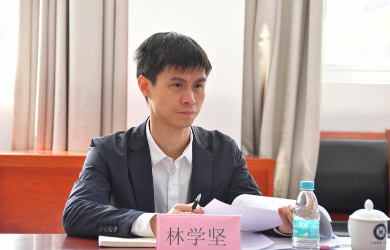 校纪委书记监察专员林学坚一行调研法学院
