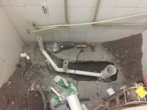 一楼卫生间独立下水道改造