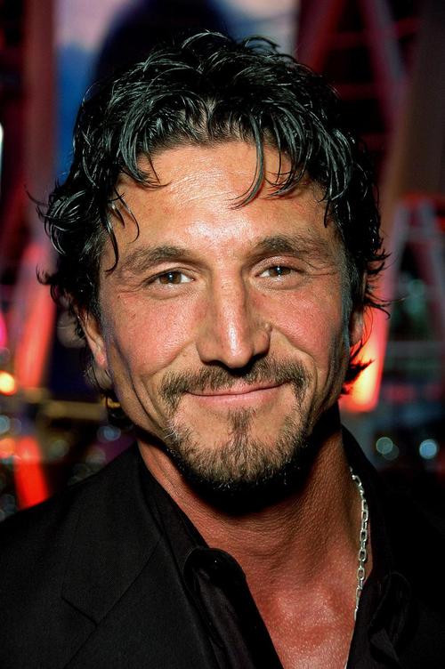 汤米·古恩 tommy gunn的图片