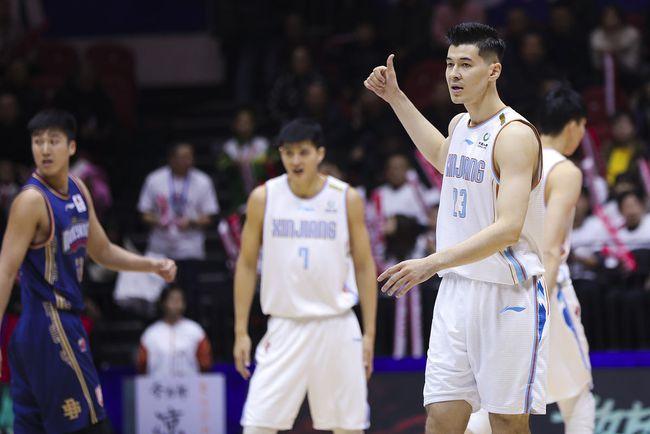 广州队外援梅森逐渐融入球队新疆队依赖阿不都沙拉木需调整