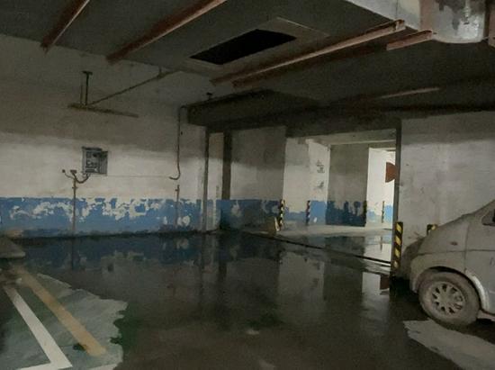 郑州男子在地库被洪水浸泡72小时