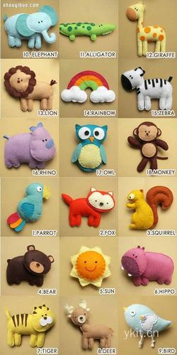 搜索一下类似的可爱卡通小动物的图片,打印出来后作为模板剪裁不织布