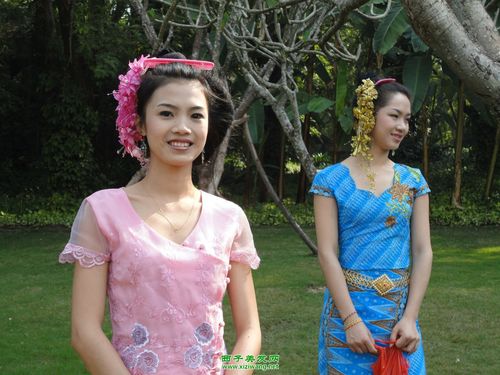 最好看傣族盘发跟傣族舞必备的发型