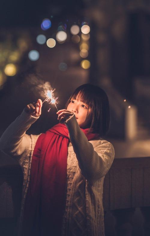 浪漫,唯美的夜景烟火人像,怎么拍更美?夜景烟花人像拍摄全攻略