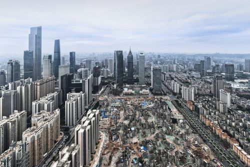 根据当时公布的房价,冼村超越猎德村,成为广州房价最贵的城中村.