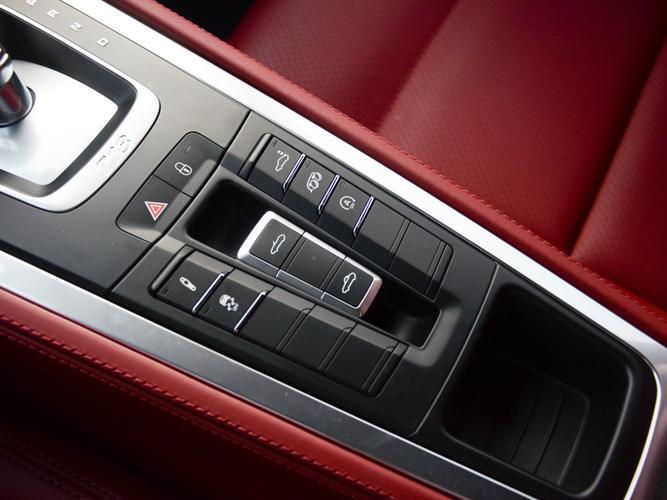 0t|保时捷718内饰图片 – 车主之家