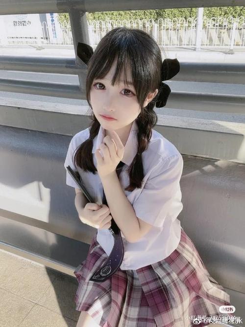 coser可吃小奶糖_可爱萌妹子