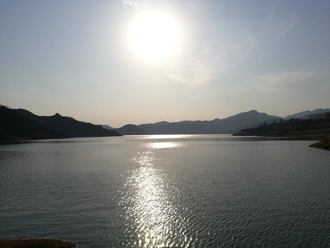 河南省洛阳市洛宁县下峪镇河东村故县西子湖风景区