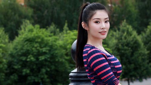 桌面壁纸 美女 女星模特 > 徐冬冬图片大全 壁纸分辨率:(1920x1080))