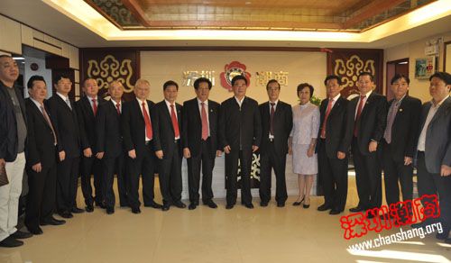 汕头市委书记陈茂辉莅临深圳市潮汕商会 进行参观考察