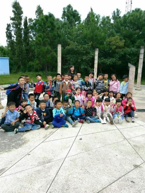 二0一六年昆明市崇新小学秋游 一年级二班